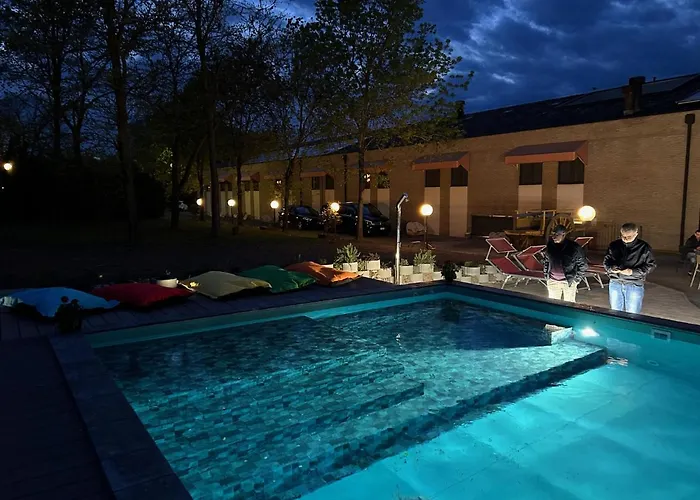 Tre فندق بارما